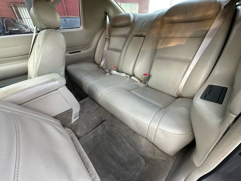 Used 1999 Cadillac Eldorado w/ Comfort/Convenience Pkg image 22