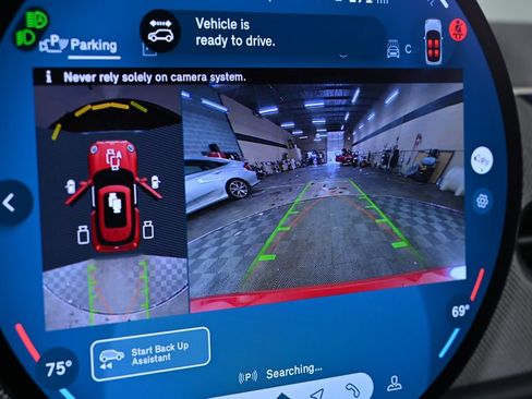 Certified 2025 MINI Cooper S image 16