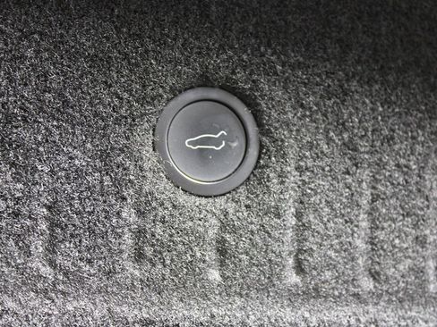 Used 2021 Tesla Model S Long Range AWD/4WD image 28