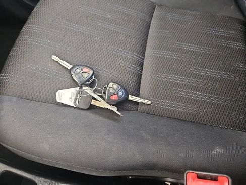 Used 2011 Toyota Matrix image 29