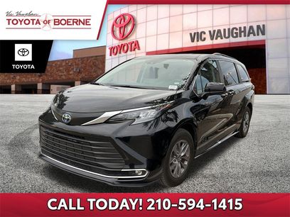 Used 2024 Toyota Sienna XLE