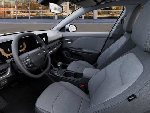 New 2026 Kia K4 FWD image 17