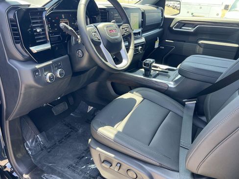 New 2026 GMC Sierra 1500 SLT w/ SLT Premium Plus Package RWD image 9