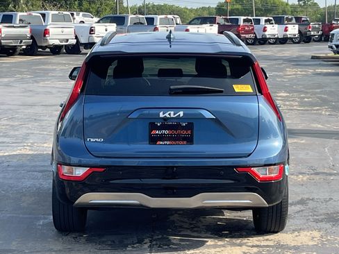 Used 2023 Kia Niro Wind FWD image 8