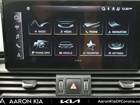 Used 2023 Audi Q5 2.0T Premium w/ Convenience Package AWD/4WD image 22