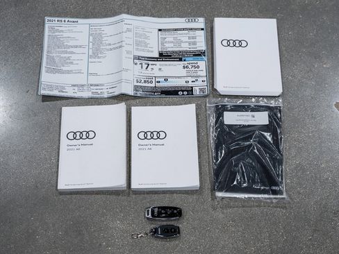 Used 2021 Audi RS 6 AWD/4WD image 21