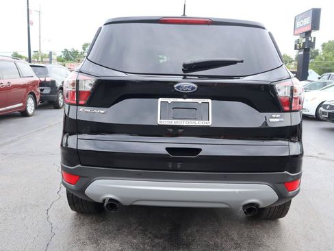 Used 2017 Ford Escape SE w/ Equipment Group 201A AWD/4WD image 4