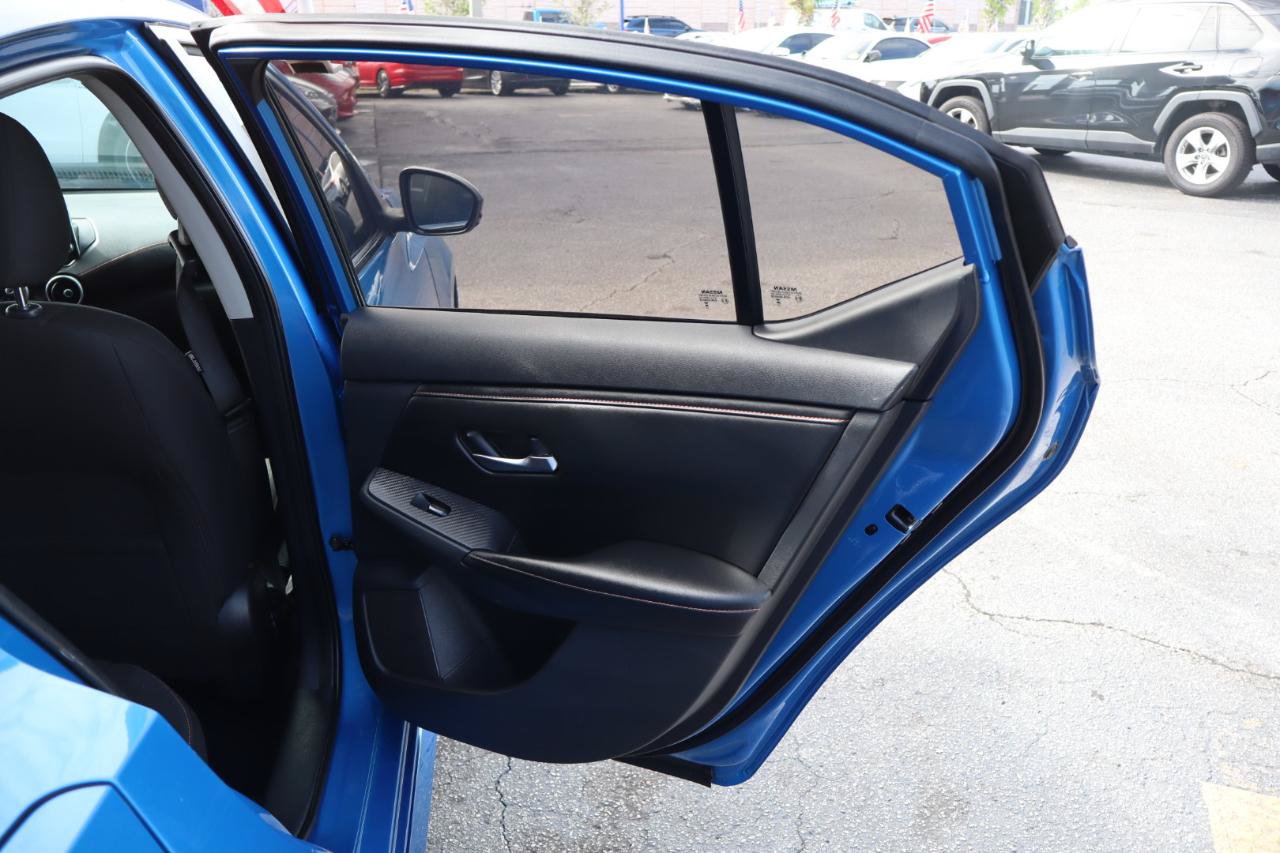 Used 2022 Nissan Sentra SR w/ Electronics Package FWD image 20