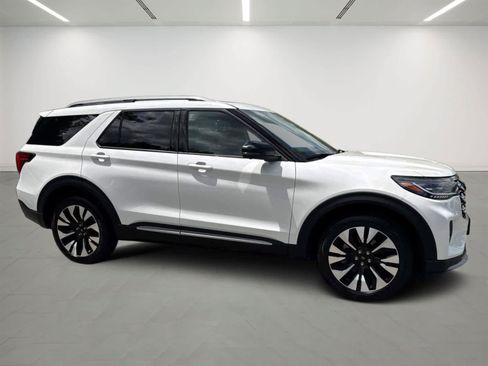 Used 2025 Ford Explorer Platinum w/ LUX Leather Package AWD/4WD image 6