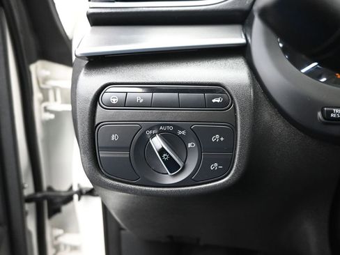 Used 2022 INFINITI QX50 Luxe image 14