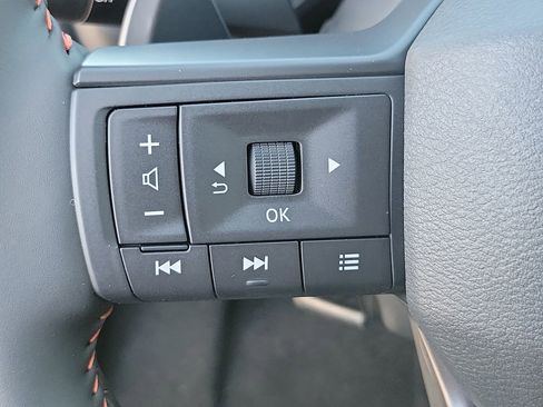 New 2026 Nissan Rogue SV AWD/4WD image 10