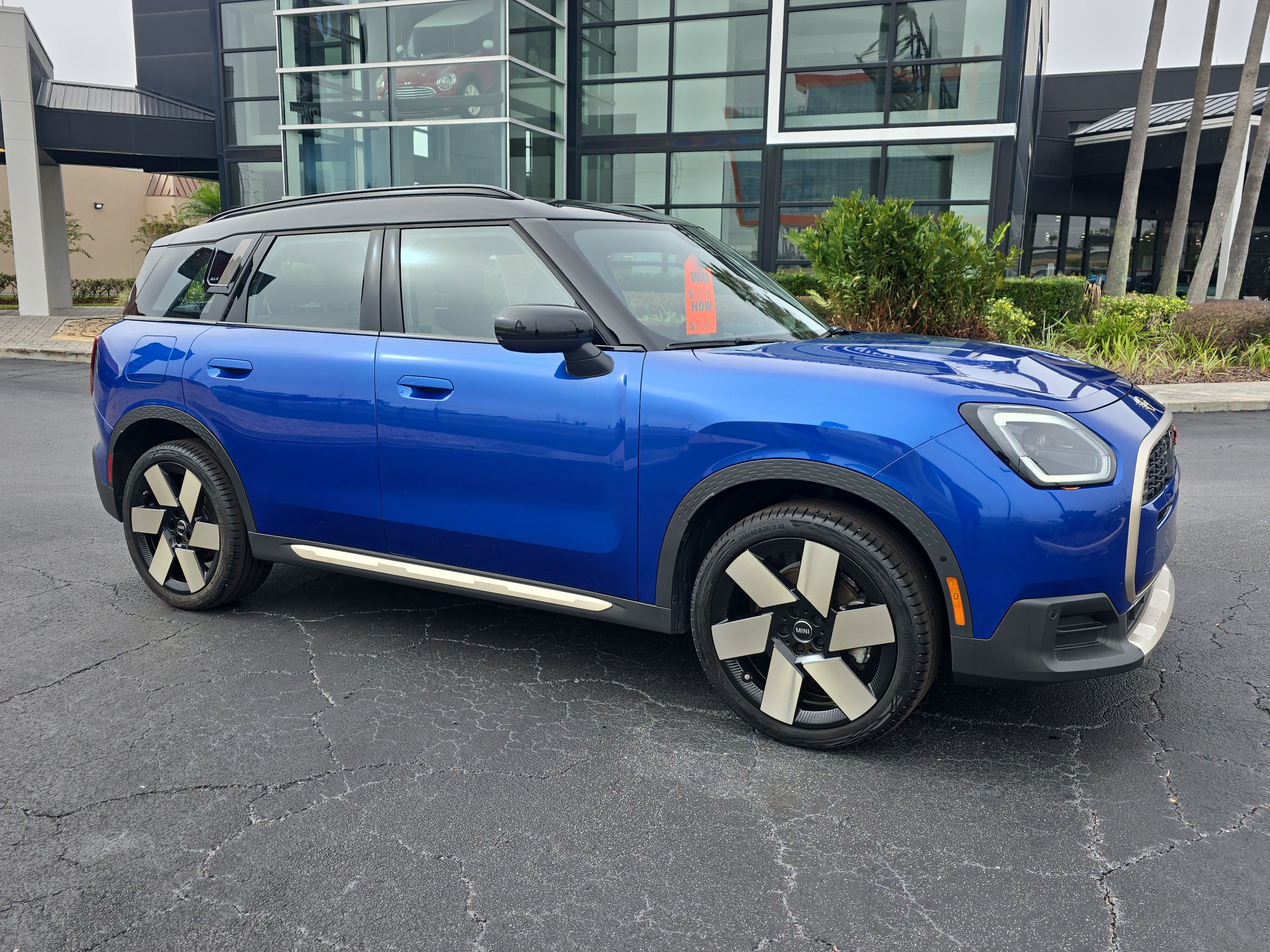 Used 2025 MINI Cooper Countryman S AWD/4WD image 2
