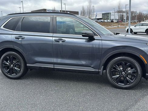 Used 2025 Honda CR-V Sport Touring image 4