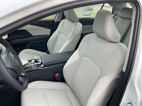 New 2026 Toyota Camry XLE image 16