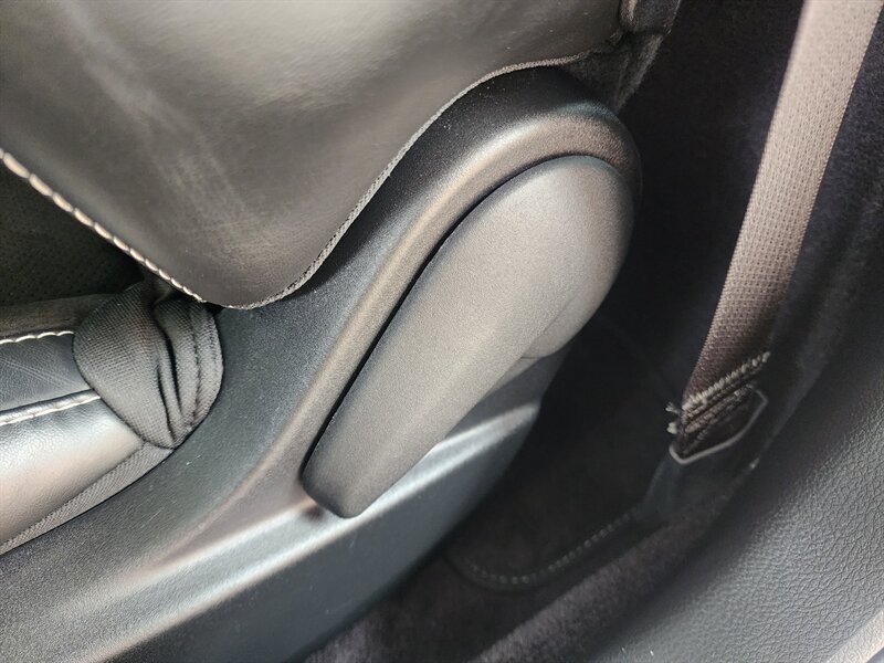 Used 2017 Dodge Challenger SRT Hellcat RWD image 23