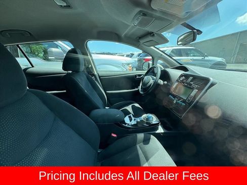 Used 2016 Nissan Leaf SV FWD image 3