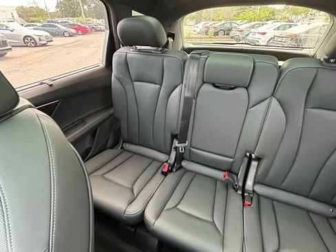 New 2026 Audi Q7 3.0T Premium Plus AWD/4WD image 12