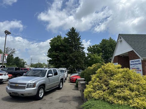 Used 2012 Chevrolet Avalanche LT AWD/4WD image 1