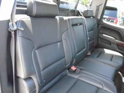 Used 2017 GMC Sierra 1500 SLT AWD/4WD image 64