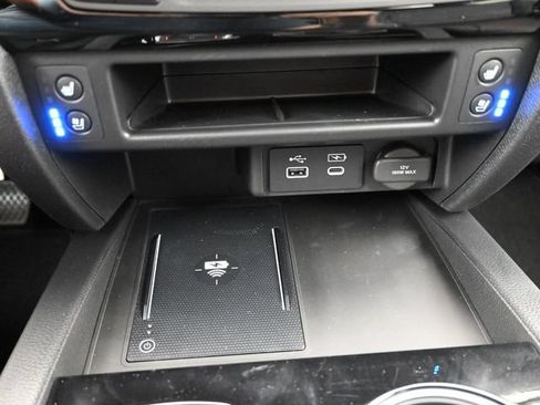 Used 2025 Honda Ridgeline Black Edition image 23
