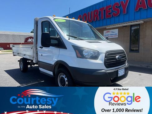 Used 2017 Ford Transit 250 138 RWD image 1