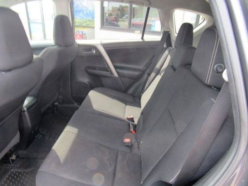 Used 2018 Toyota RAV4 XLE w/ Plus Extra Value Package AWD/4WD image 24
