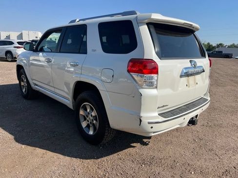 Used 2012 Toyota 4Runner SR5 AWD/4WD image 3