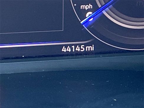 Used 2023 Volkswagen Atlas SE image 26