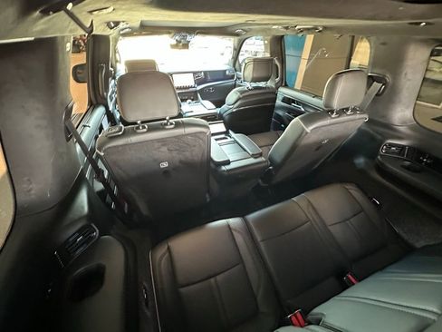 Used 2024 Jeep Grand Wagoneer Series II w/ Quick Order Packagew 28T AWD/4WD image 22