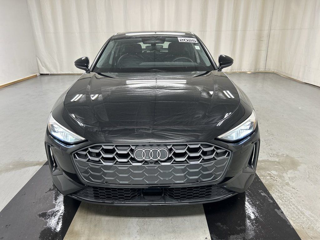 Used 2025 Audi A5 2.0T Premium w/ Convenience Package AWD/4WD image 4
