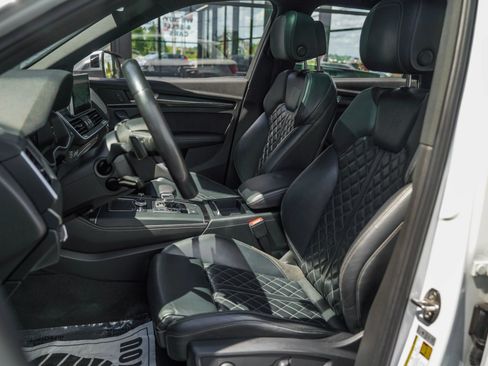 Used 2018 Audi SQ5 Premium Plus AWD/4WD image 13