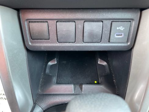 Used 2025 Toyota Corolla Cross LE w/ Moonroof Package FWD image 21