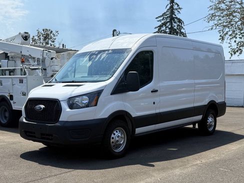 Used 2023 Ford Transit 250 Medium Roof AWD image 3