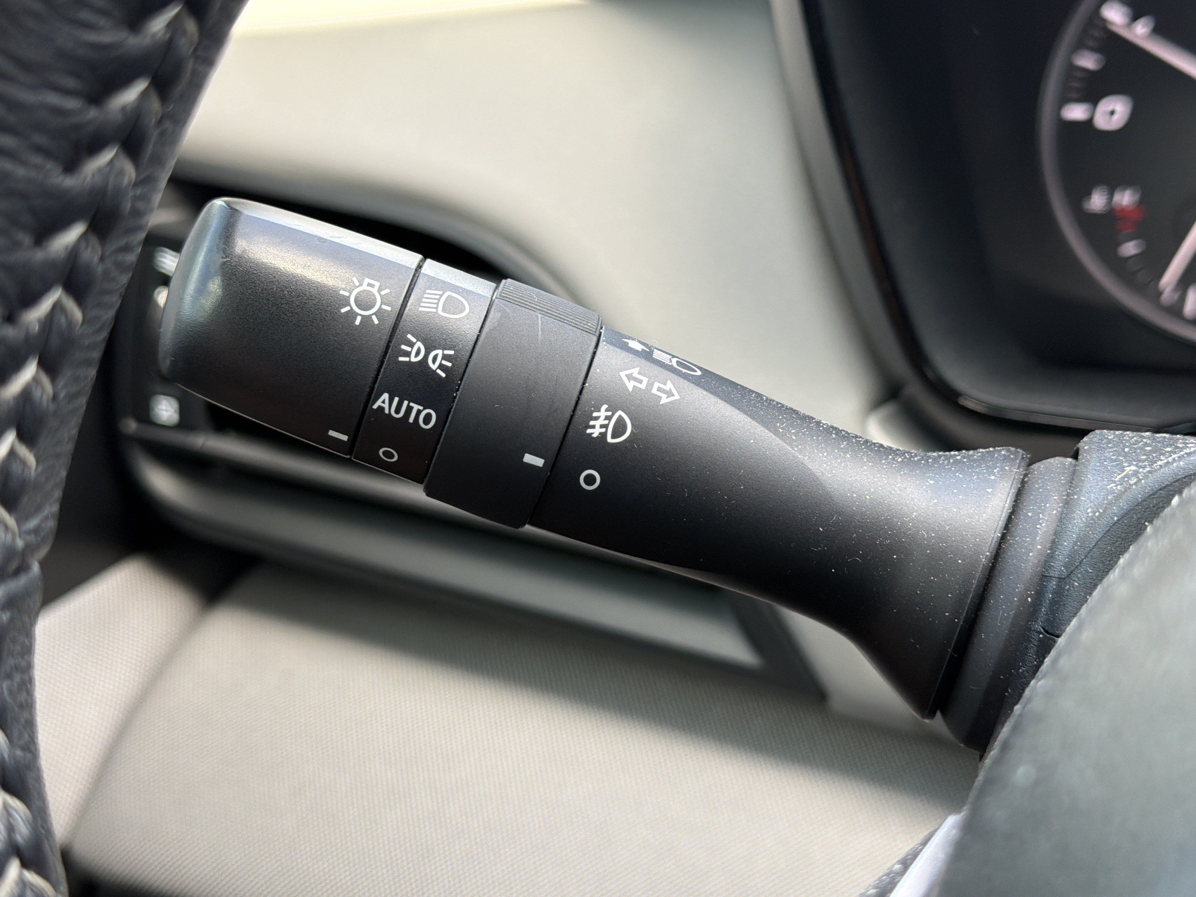 Used 2025 Subaru Legacy Premium AWD/4WD image 15