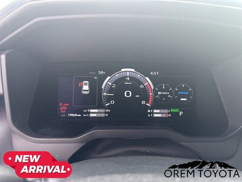 Used 2023 Toyota Sequoia Platinum image 10