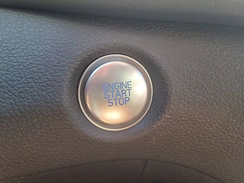 Used 2022 Hyundai Santa Fe SEL FWD image 23