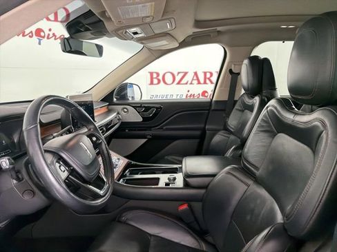 Used 2020 Lincoln Aviator Reserve w/ Equipment Group 202A image 11