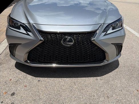 Certified 2022 Lexus ES 350 F Sport w/ Accessory Package 2 FWD image 2
