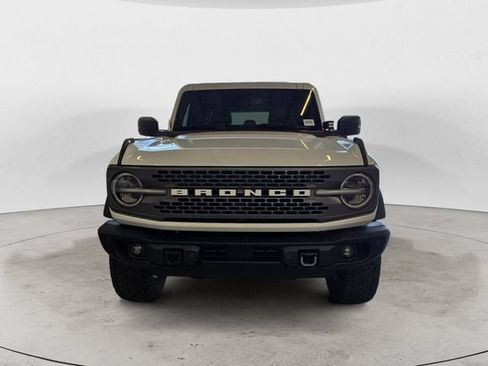 Certified 2025 Ford Bronco Badlands AWD/4WD image 2