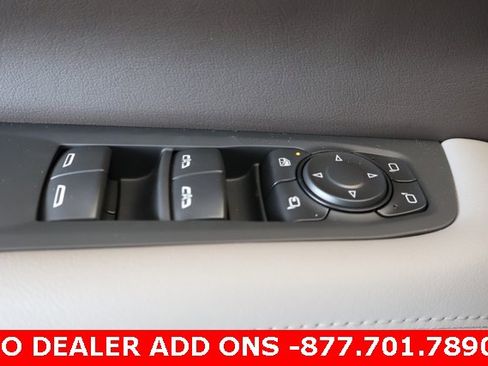 New 2026 GMC Yukon XL Elevation image 12