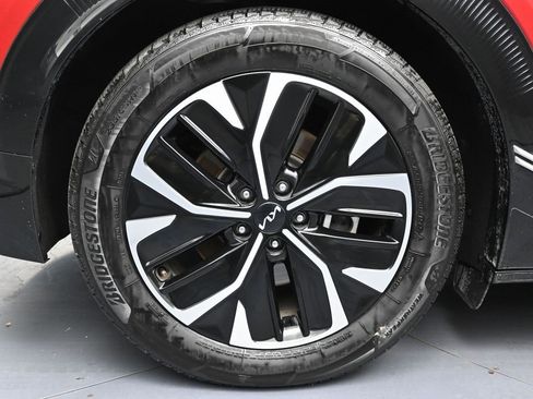 Used 2022 Kia EV6 Wind image 13