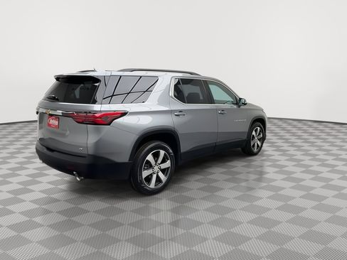 Certified 2023 Chevrolet Traverse LT w/ LT Premium Package AWD/4WD image 44
