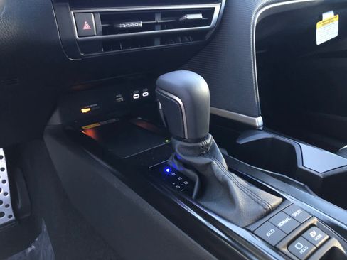 New 2026 Toyota Camry SE w/ Multimedia Upgrade Package image 11