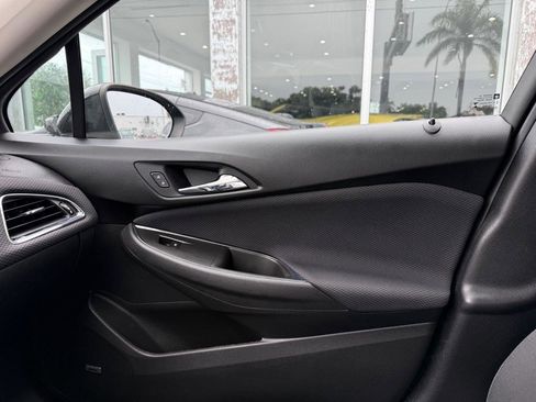 Used 2017 Chevrolet Cruze LT w/ Sun And Sound Package image 35