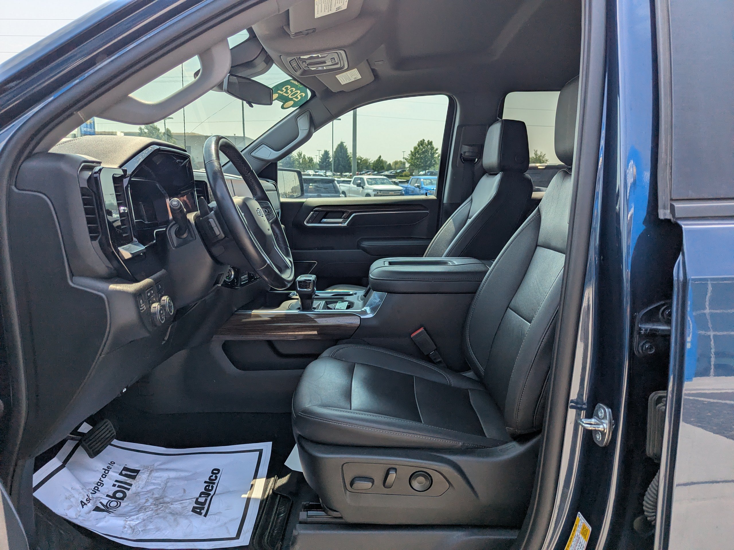 Certified 2022 Chevrolet Silverado 1500 RST w/ Convenience Package II AWD/4WD image 12