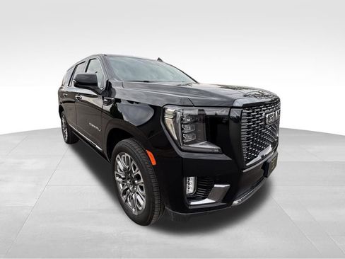 Used 2023 GMC Yukon Denali Ultimate AWD/4WD image 5