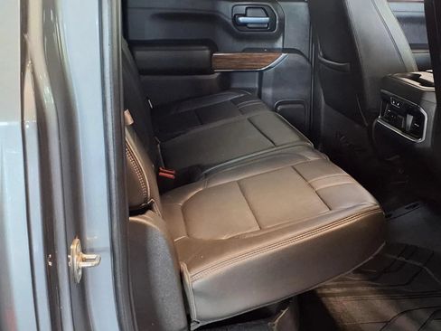 Used 2021 Chevrolet Silverado 1500 High Country w/ Technology Package AWD/4WD image 10