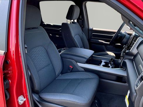 New 2026 RAM 1500 Big Horn AWD/4WD image 18