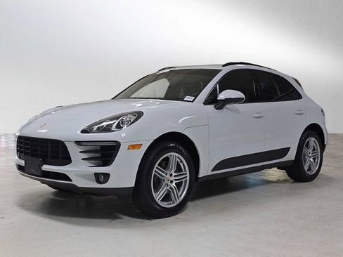 Used 2018 Porsche Macan image 7
