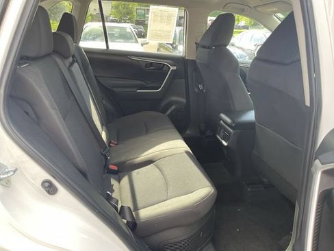 Used 2025 Toyota RAV4 LE AWD/4WD image 21